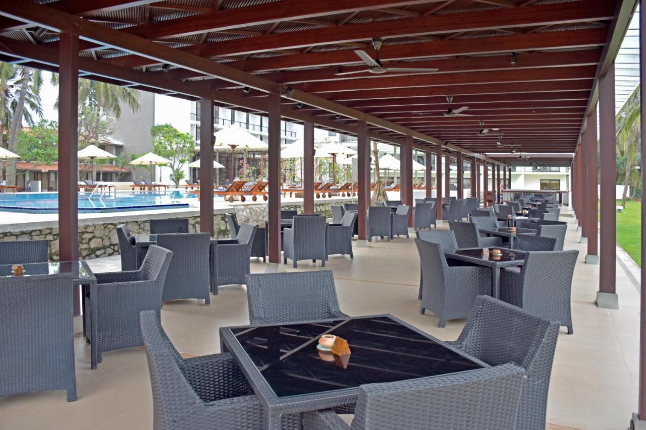 Goldi Sands Hotel Negombo Exterior foto
